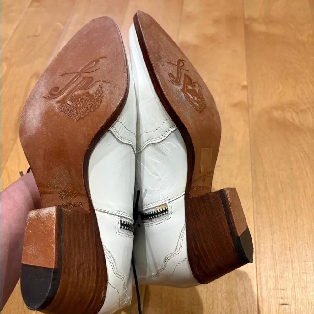 Free People New Frontier Western ankle boot bootie cowgirl white 37 7